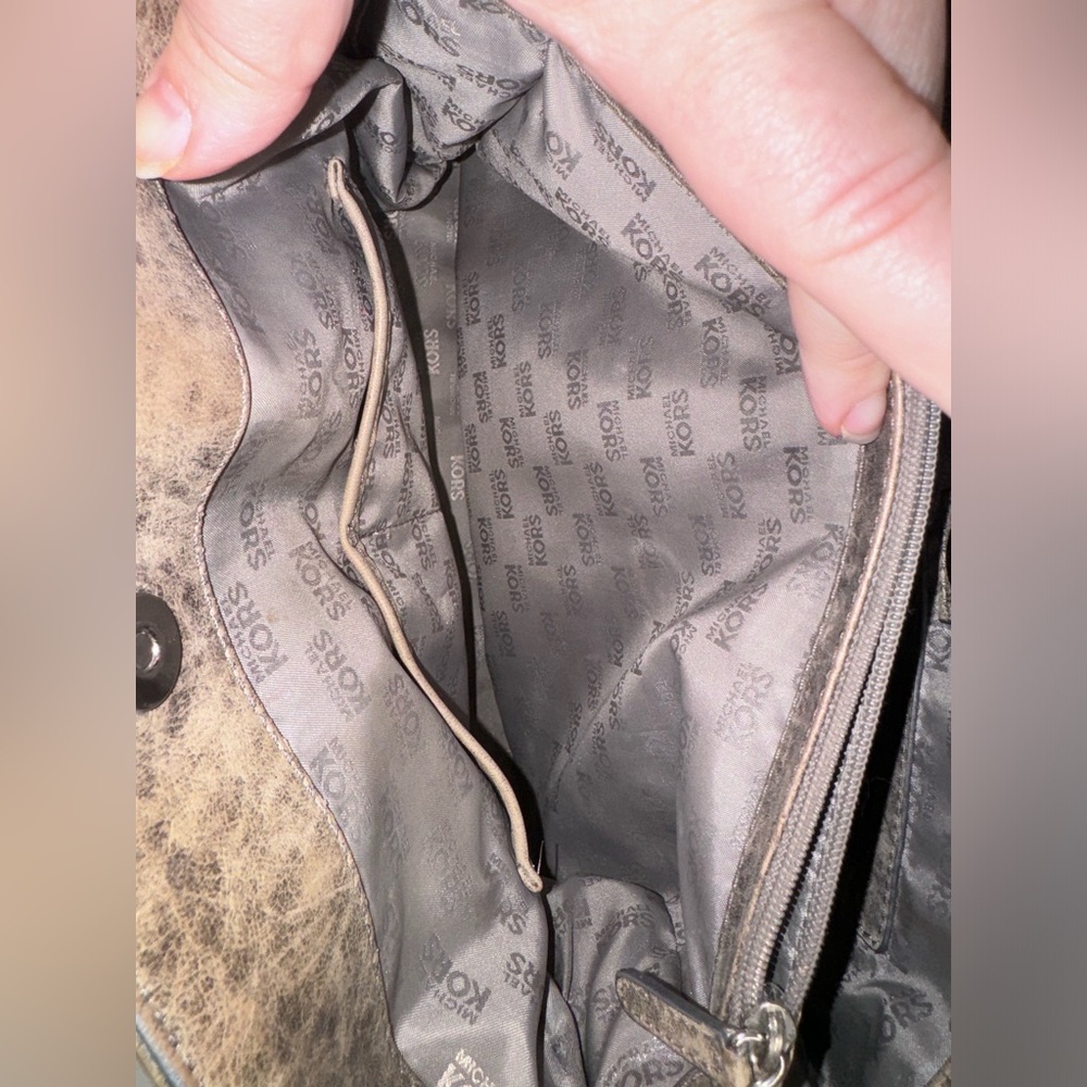 Michael Kors Silver Tan Quilted Satchel GUC - Picture 13 of 13